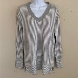 Tommy Hilfiger v neck knit sweater